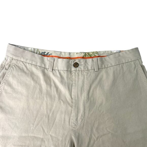 Tommy Bahama | 36 | Havana Herringbone Silk-Blend 9 In Inseam Flat Front Shorts - Picture 5 of 7